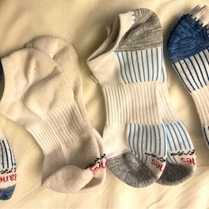 4 pair of Hanse ankle socks for men